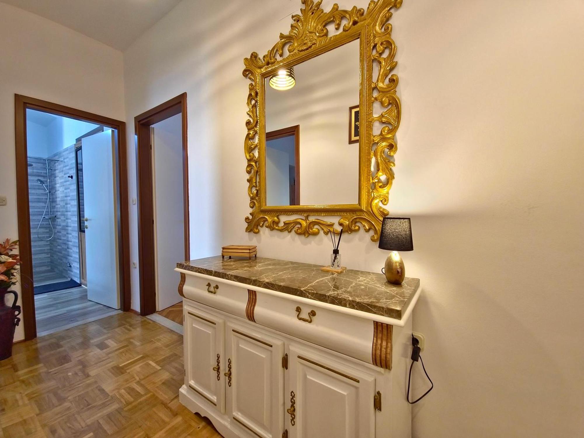 Villa Muenz Apartment Franz Пула Екстериор снимка